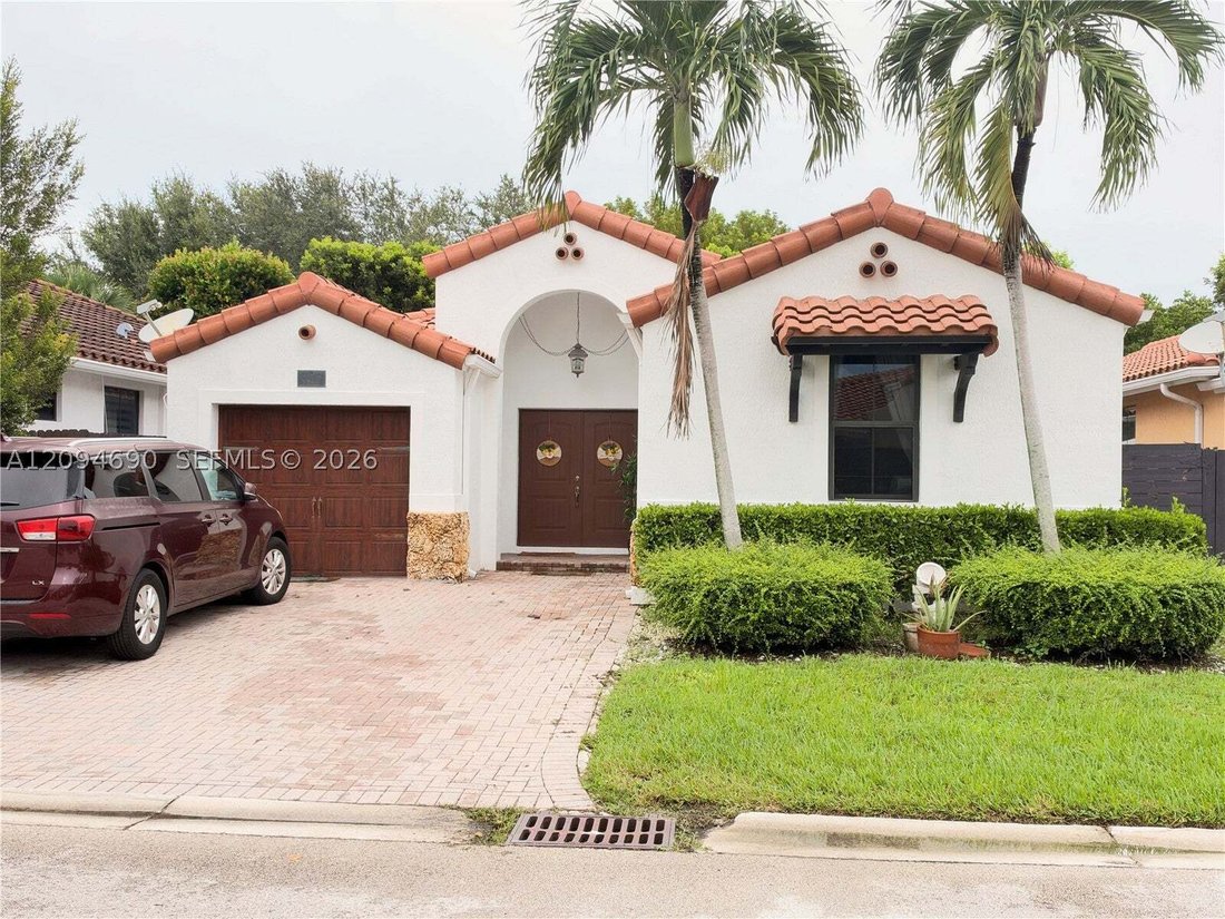 House in Doral, Florida, United States 1 - 18943013