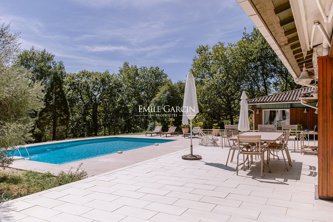 Villa in Sallebœuf, Nouvelle-Aquitaine, France 4 - 18944387