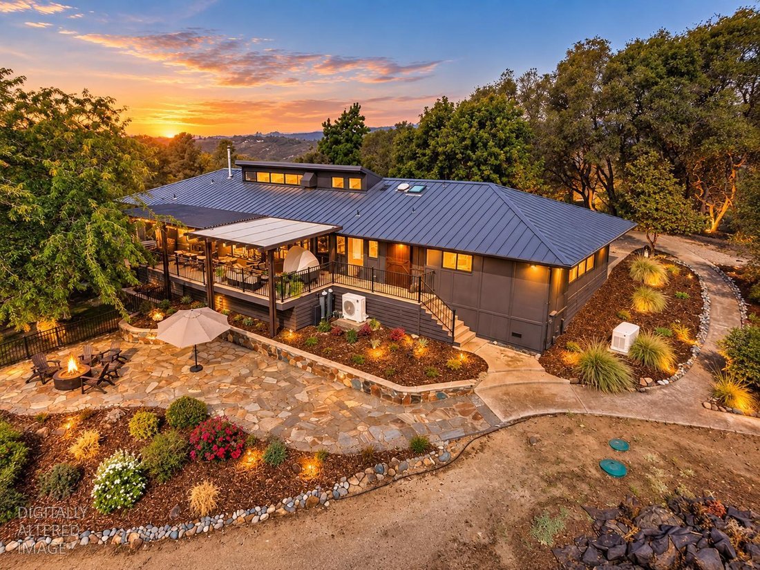 House in Somerset, California, United States 2 - 18942802
