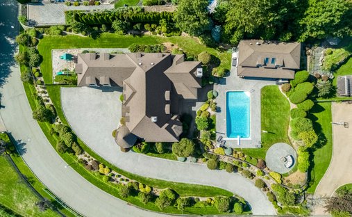 House in Totowa, New Jersey, United States 1