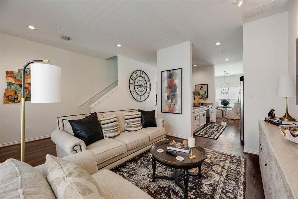 Condo in Dallas, Texas, United States 2 - 18943627