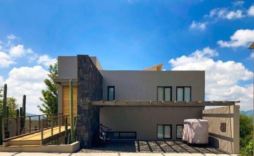 House in Amanali, Hidalgo, Mexico 1