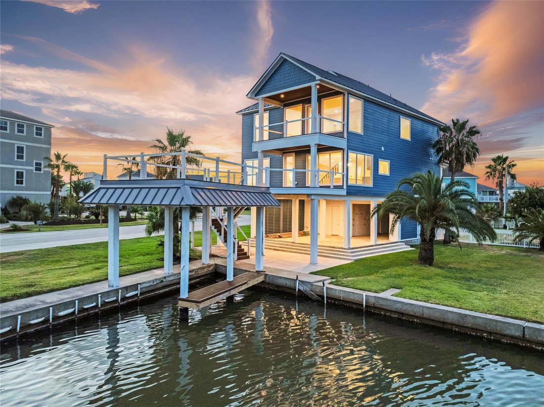 House in Galveston, Texas, United States 1 - 18943500