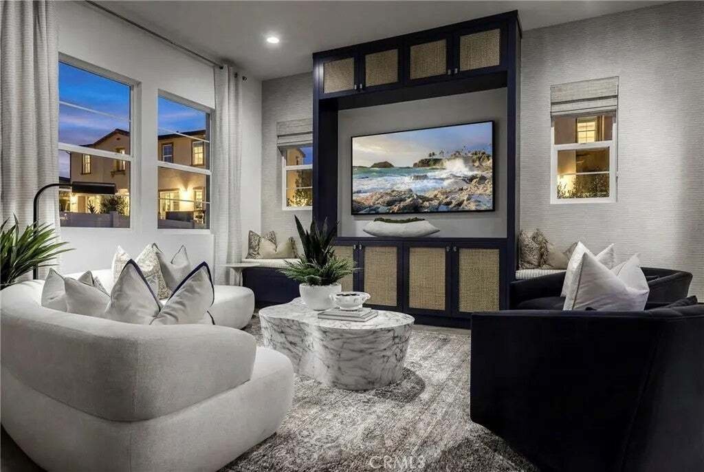 Condo in Montebello, California, United States 1 - 18943343