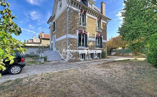 Maison à Faisanderie Bas-Gare, Villeneuve-le-Roi, France 1