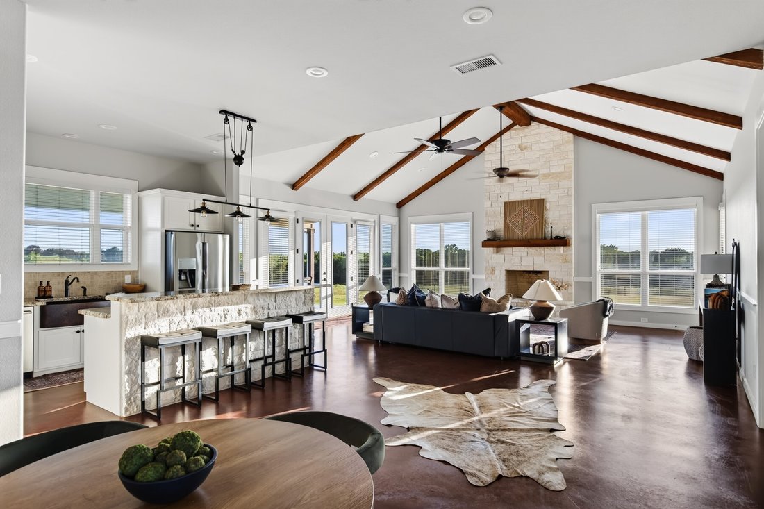 Farm Ranch in Bellville, Texas, United States 3 - 18877560