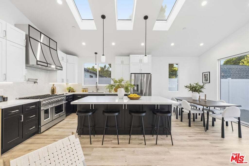 House in Los Angeles, California, United States 4 - 18942121