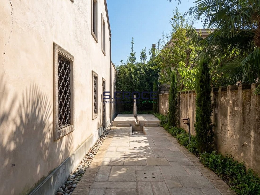 House in Prato della Valle - Città Giardino, Padua, Italy 1 - 13689732