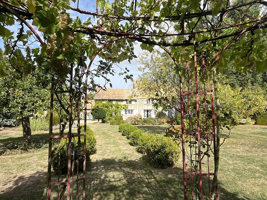 House in Breval, Ile-de-France, France 1 - 18940758