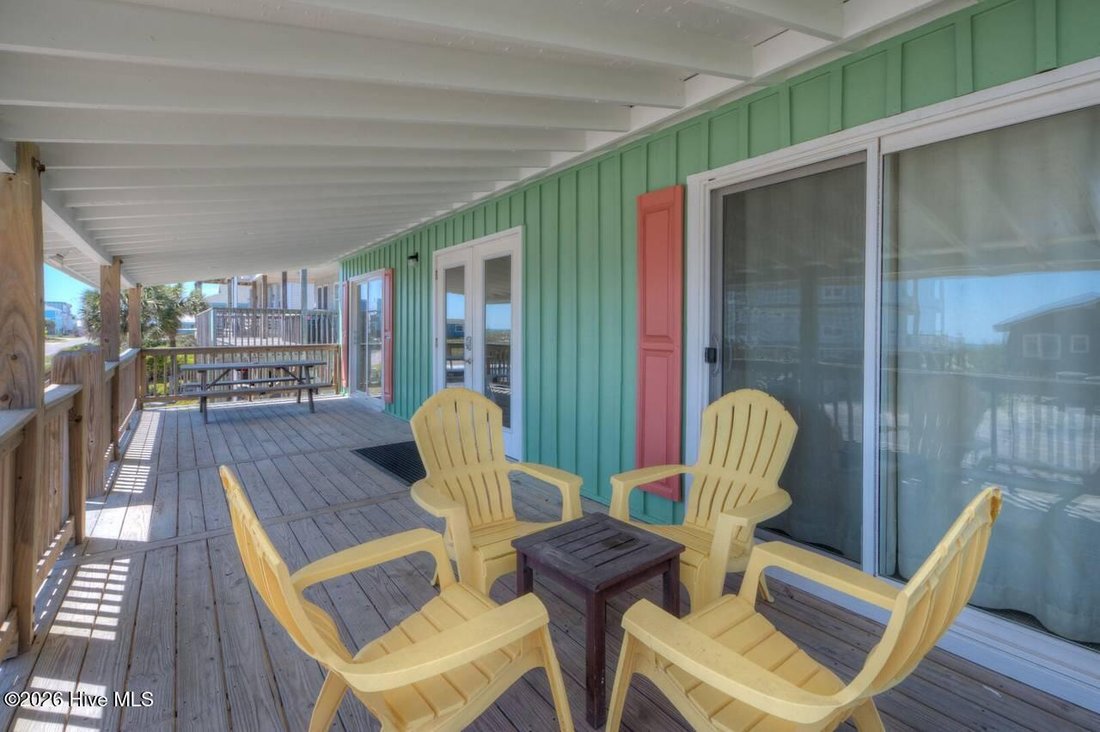 House in Oak Island, North Carolina, United States 5 - 18939565