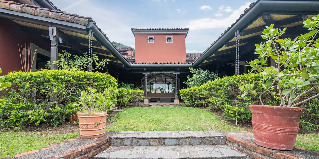 Estate in Piedades, San José Province, Costa Rica 4 - 18941696