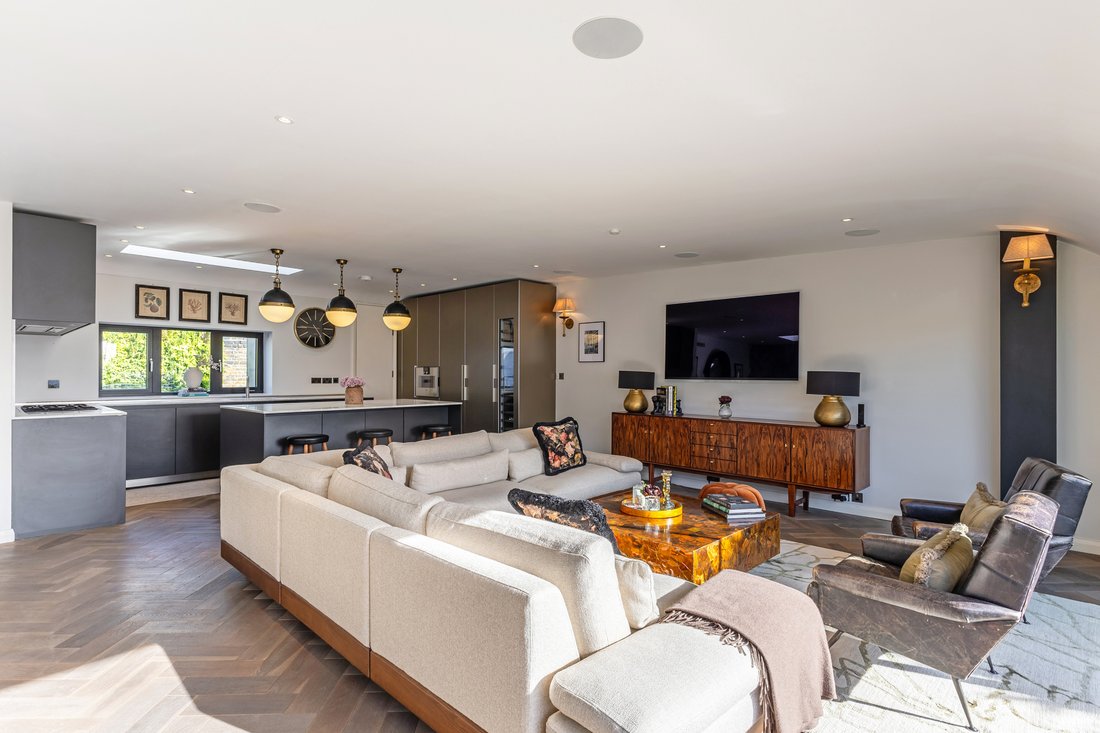 Apartment in Charing Cross, Westminster, England 4 - 16719970