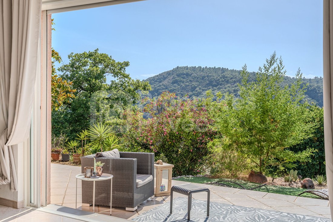 Villa in Auribeau-sur-Siagne, Provence-Alpes-Côte d'Azur, France 1 - 18941047