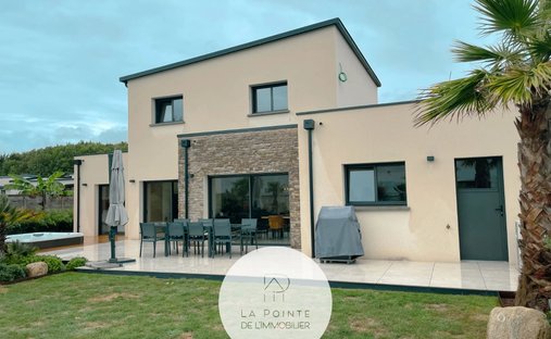 House in Saint-Alban, Brittany, France 1