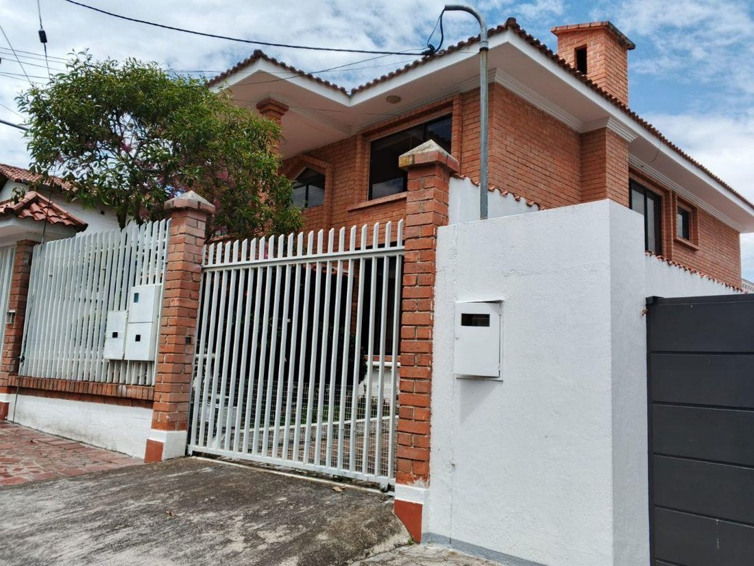 House in Quito, Pichincha, Ecuador 1 - 18941488