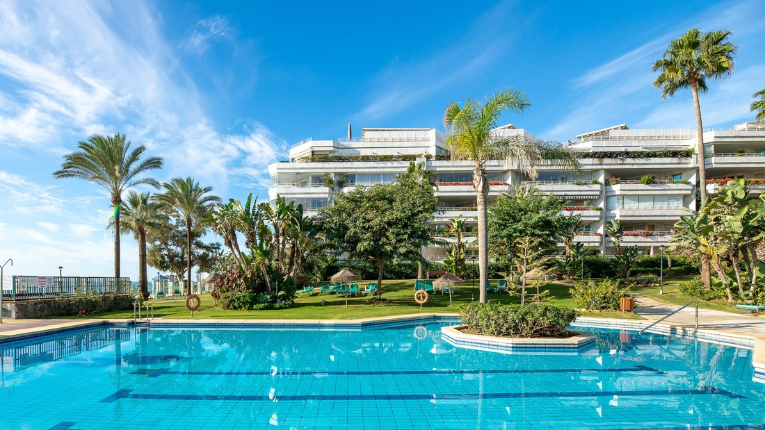 Apartment in Golden Mile, Andalusia, Spain 1 - 18943474