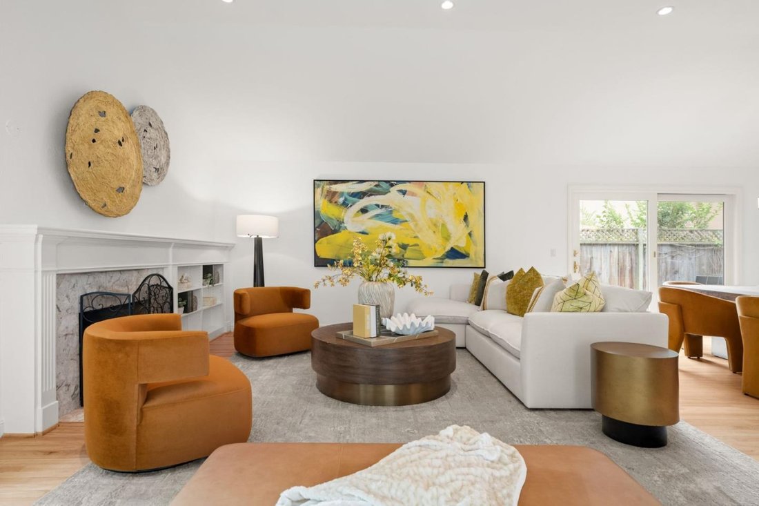 House in Los Altos Hills, California, United States 4 - 18939424