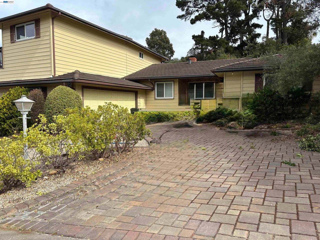 House in Millbrae, California, United States 1 - 18942540