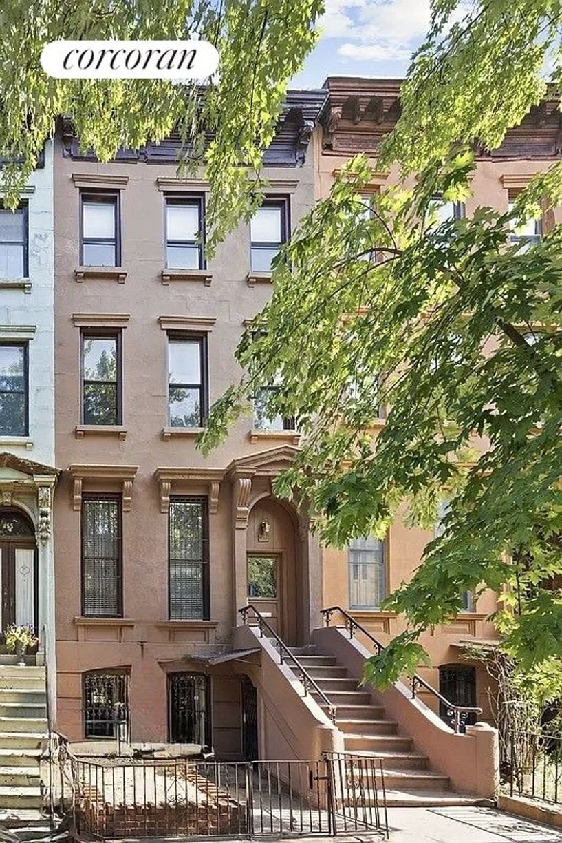 House in New York, New York, United States 1 - 18939216