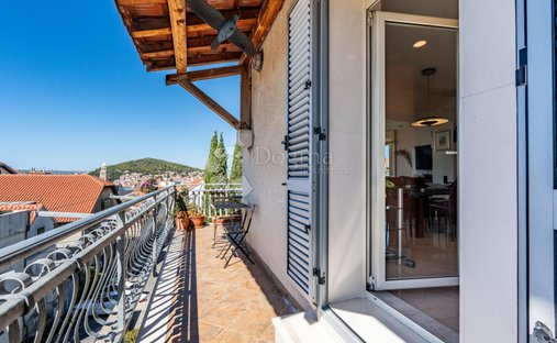 Apartment in Lucac-Manus, Split, Split-Dalmatia County 1