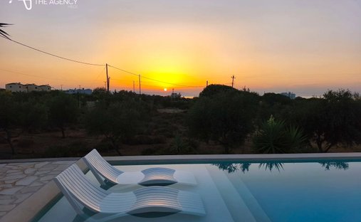 Villa in Crete, Greece 1