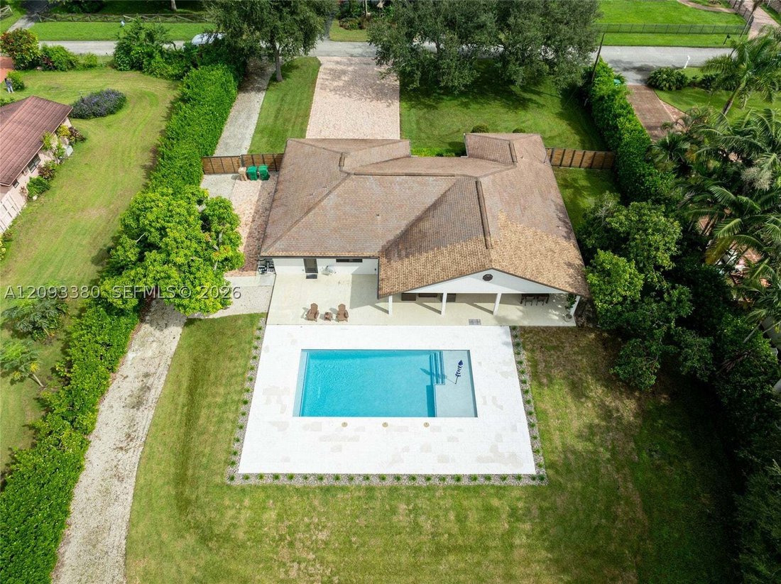 House in Davie, Florida, United States 4 - 18939800