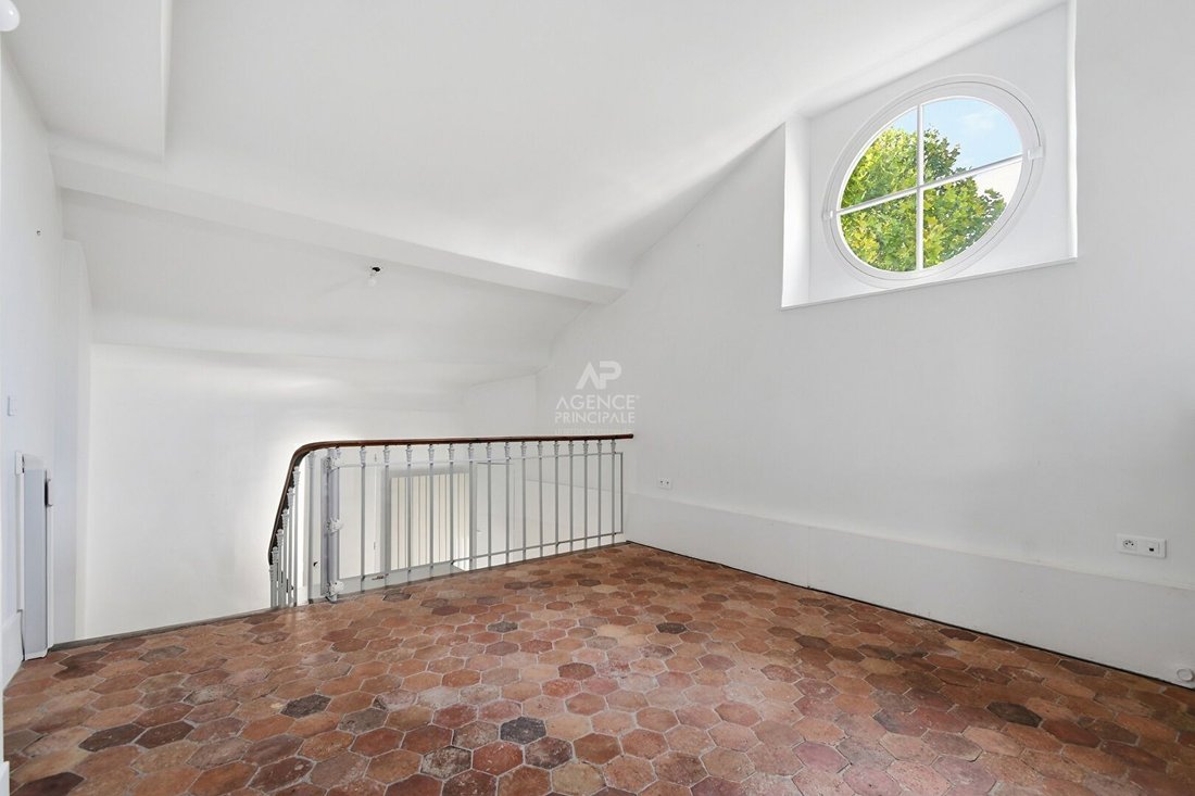 Apartment in Forêt, Saint-Germain-en-Laye, France 3 - 18940682
