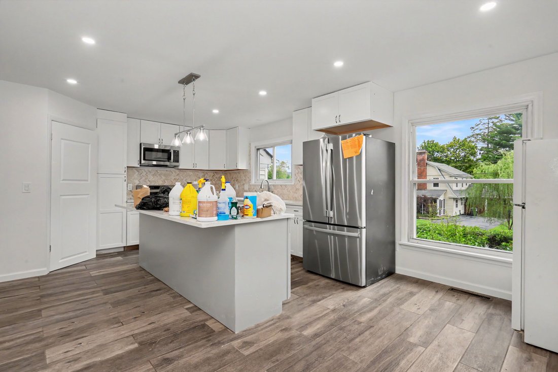 House in Woodbury, New York, United States 5 - 18940464