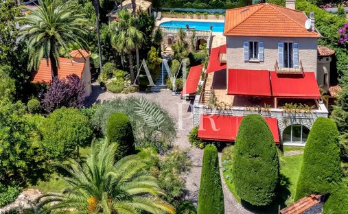 Villa in Vieux Cannet, Le Cannet, France 1