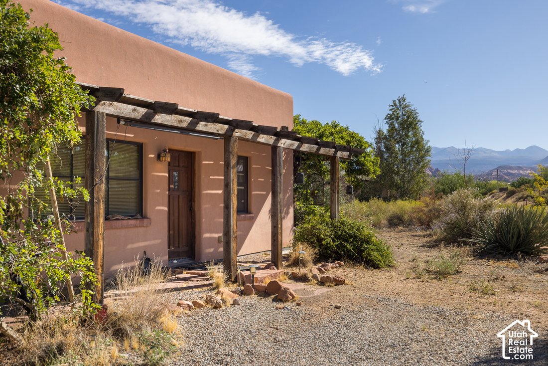 House in Moab, Utah, United States 2 - 18942889