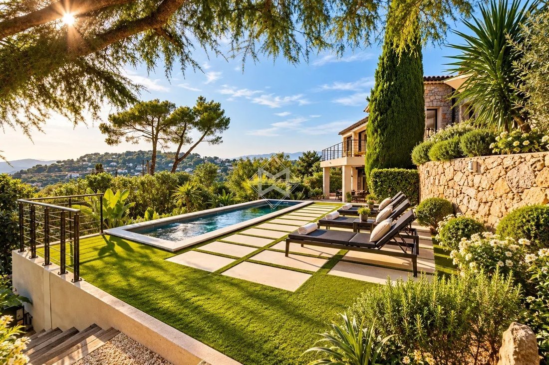 House in Mougins, Provence-Alpes-Côte d'Azur, France 3 - 18940112