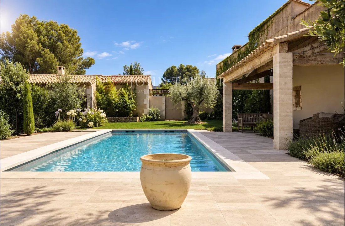 House in Eygalières, Provence-Alpes-Côte d'Azur, France 4 - 18940525