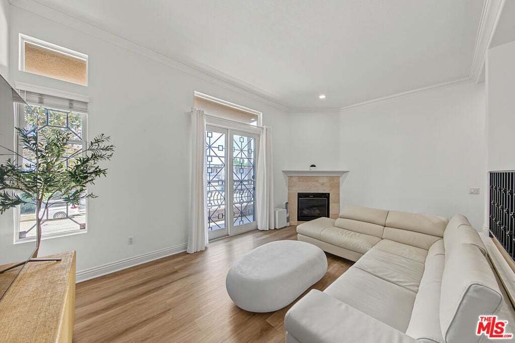Condo in Los Angeles, California, United States 4 - 18942114
