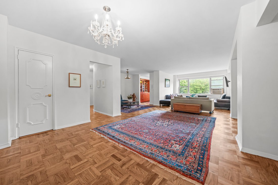 Co Op in New York, New York, United States 2 - 18943674