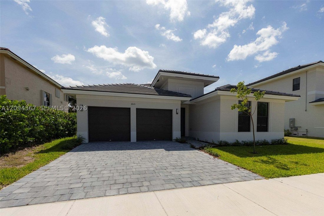 House in West Miami, Florida, United States 1 - 18943046