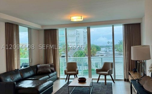 Condo in Bal Harbour, Florida, United States 1