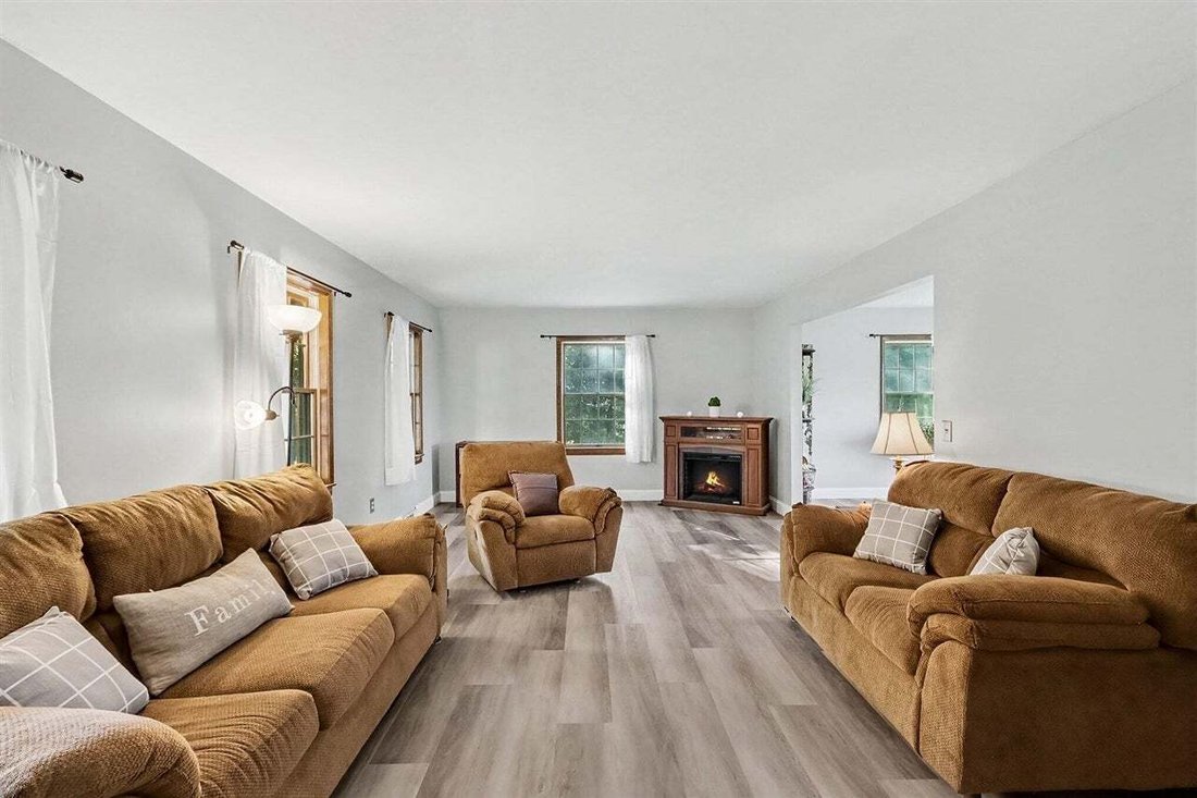 House in Mattawan, Michigan, United States 3 - 18939970