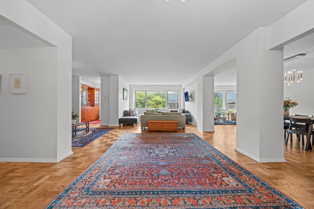 Co Op in New York, New York, United States 1 - 18943674