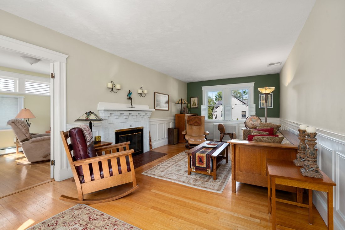 House in Newton, Massachusetts, United States 4 - 18941375