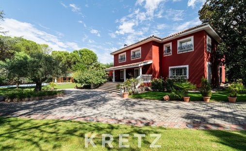 House in Boadilla del Monte, Comunidad de Madrid, Spain 1