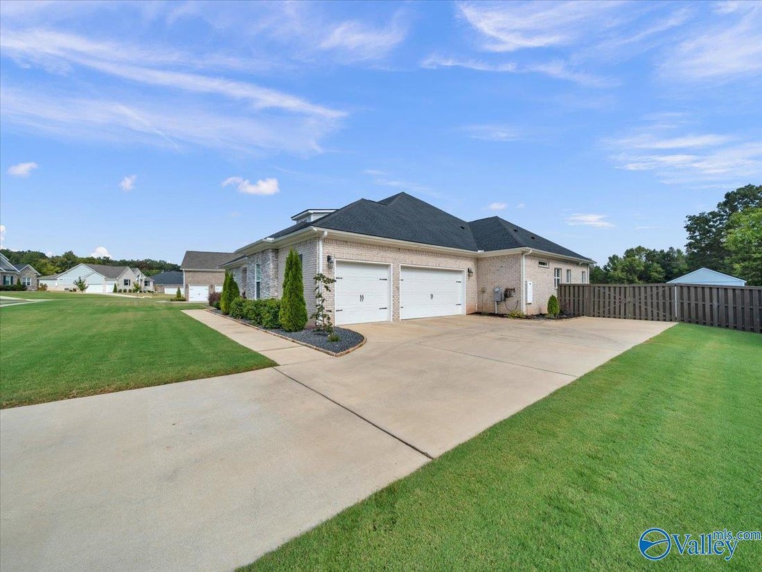 House in Redstone Arsenal, Alabama, United States 5 - 18939339