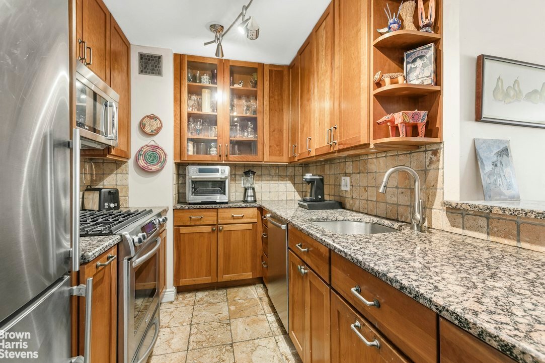 Co Op in New York, New York, United States 1 - 18942486