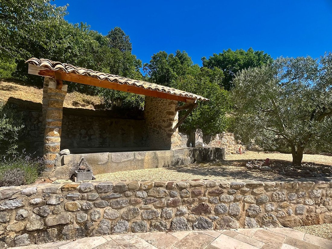 Villa in Nibles, Provence-Alpes-Côte d'Azur, France 5 - 18941058