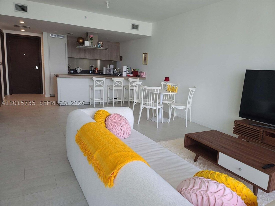 Condo in Miami, Florida, United States 5 - 17875850