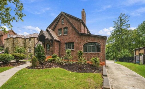 House in Mount Lebanon, Pennsylvania, United States 1
