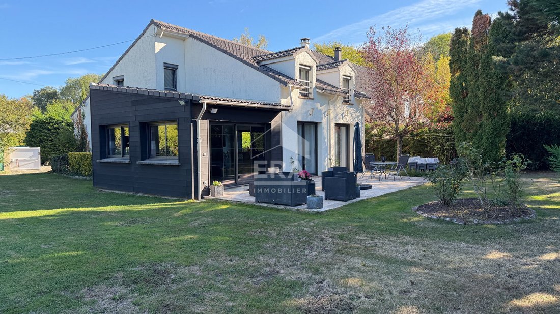 Villa in Les Alluets-le-Roi, Ile-de-France, France 2 - 17534896