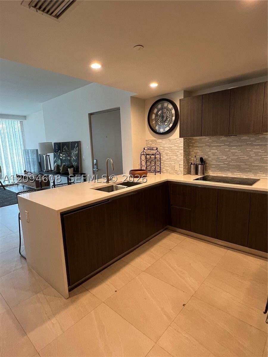 Condo in Bal Harbour, Florida, United States 3 - 18943005