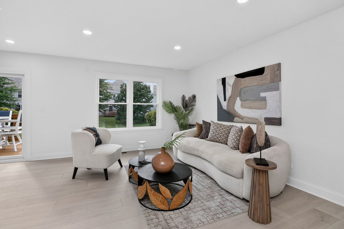 Condo in Naperville, Illinois, United States 4 - 18939658