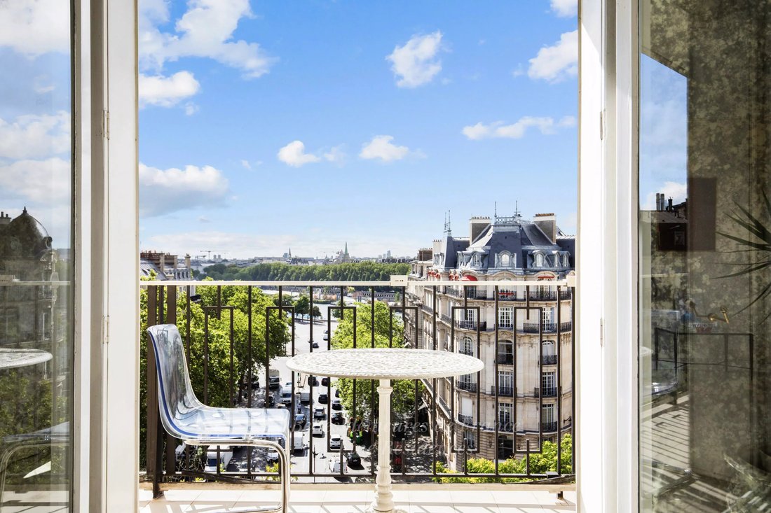 Apartment in Chaillot, Paris 16e Arrondissement, Paris 4 - 18940204