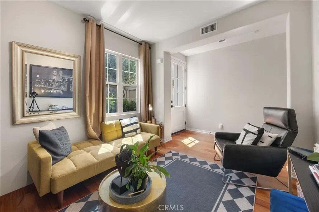 Townhouse in Irvine, California, United States 5 - 18943348